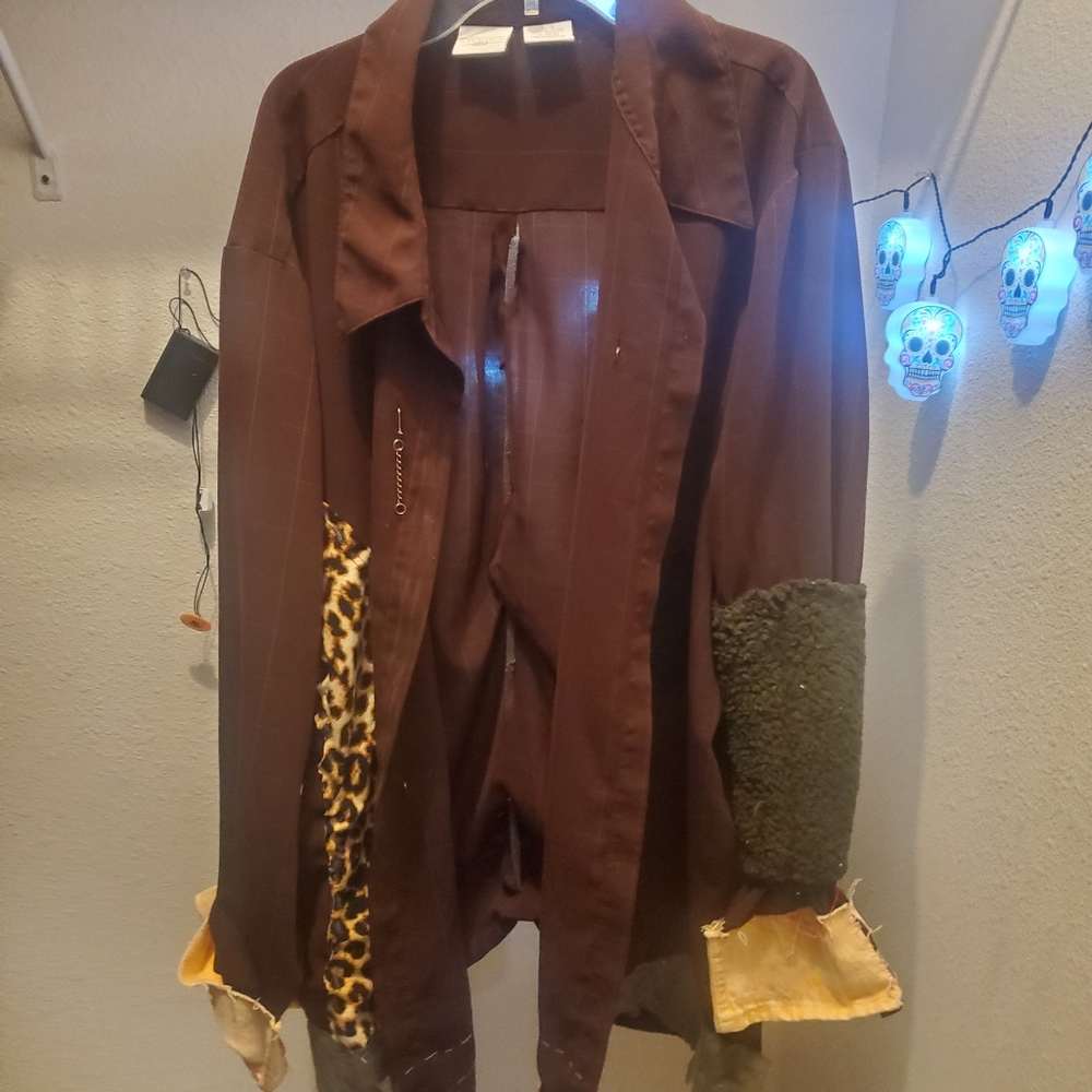 Dress shirt (shipping and handling fee)
